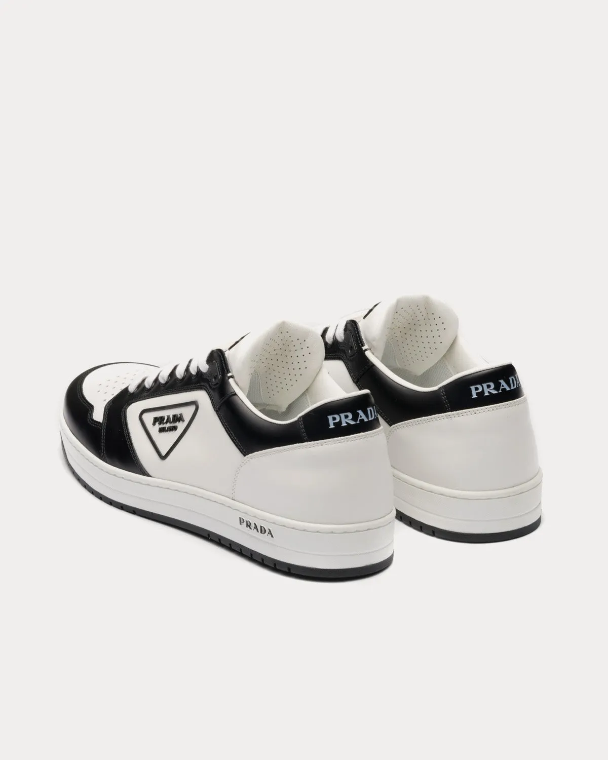 District Leather White / Black Low Top Sneakers