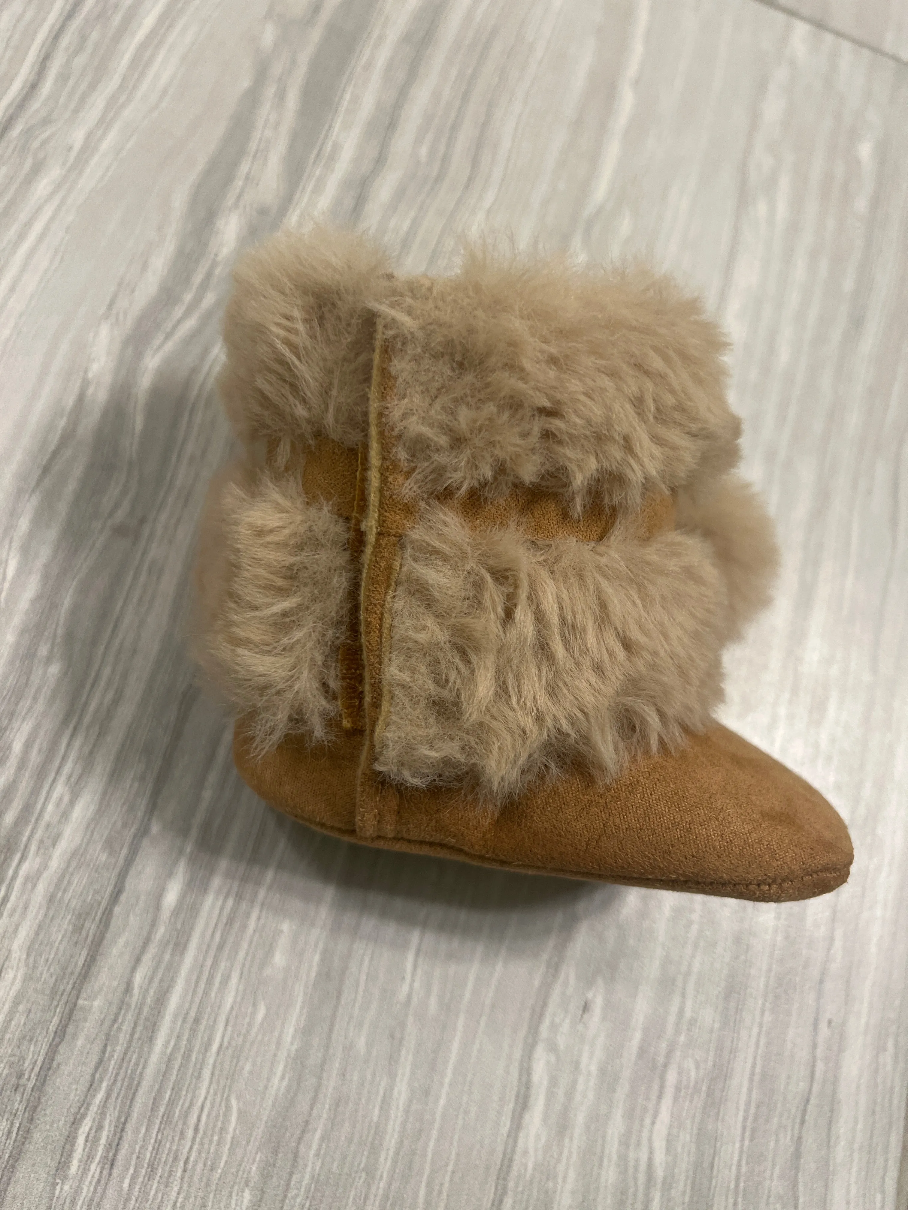 First steps moccasins 3-6 months , Shoes .5 (Baby: 0-12 mth)