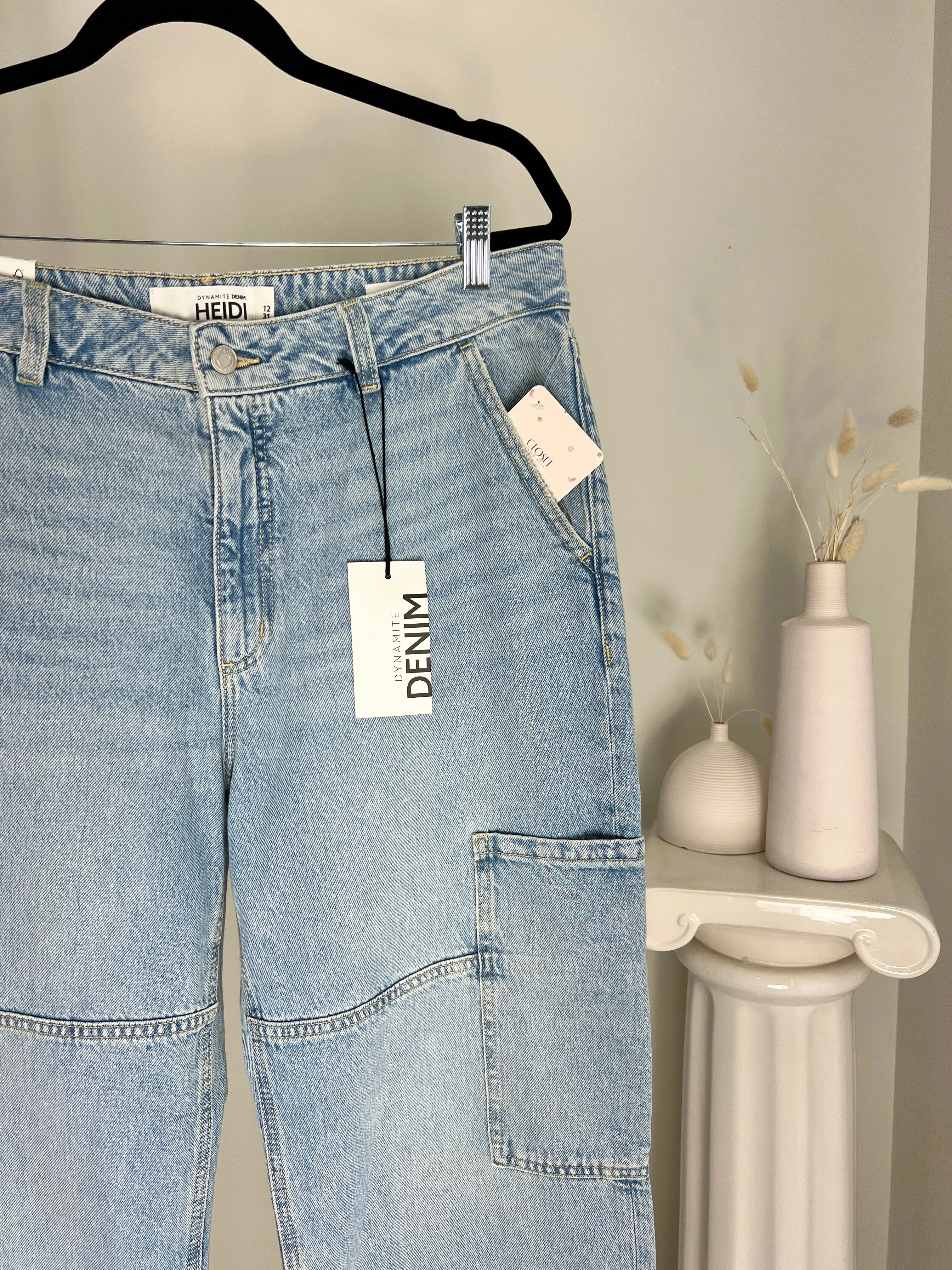 LIGHT WASH ULTRA HI-RISE CARGO JEANS | 31 | 12
