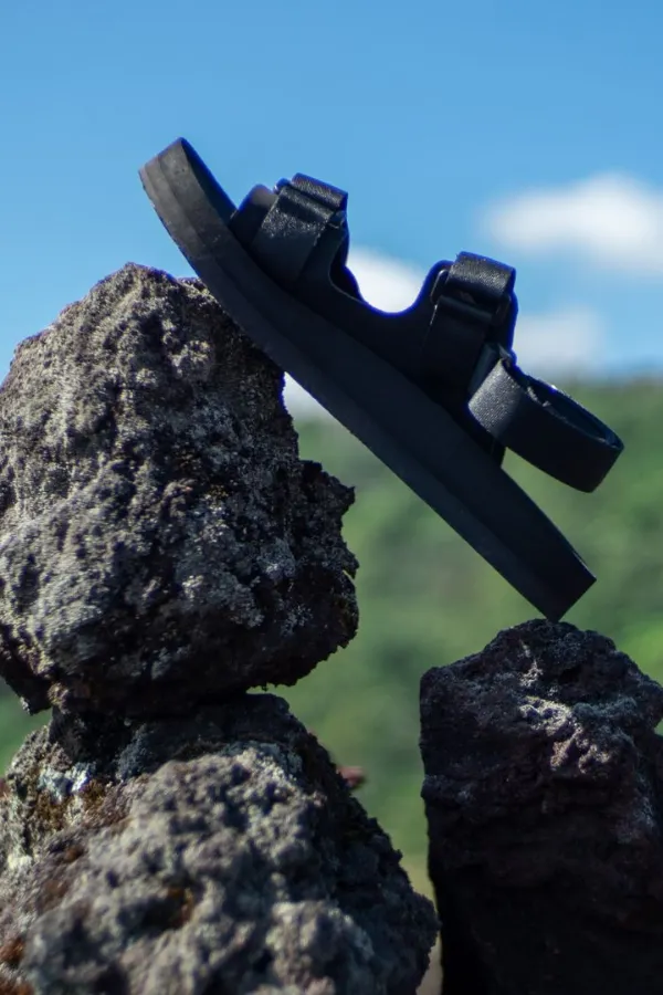 Men’s Adventurer Sandals In Black