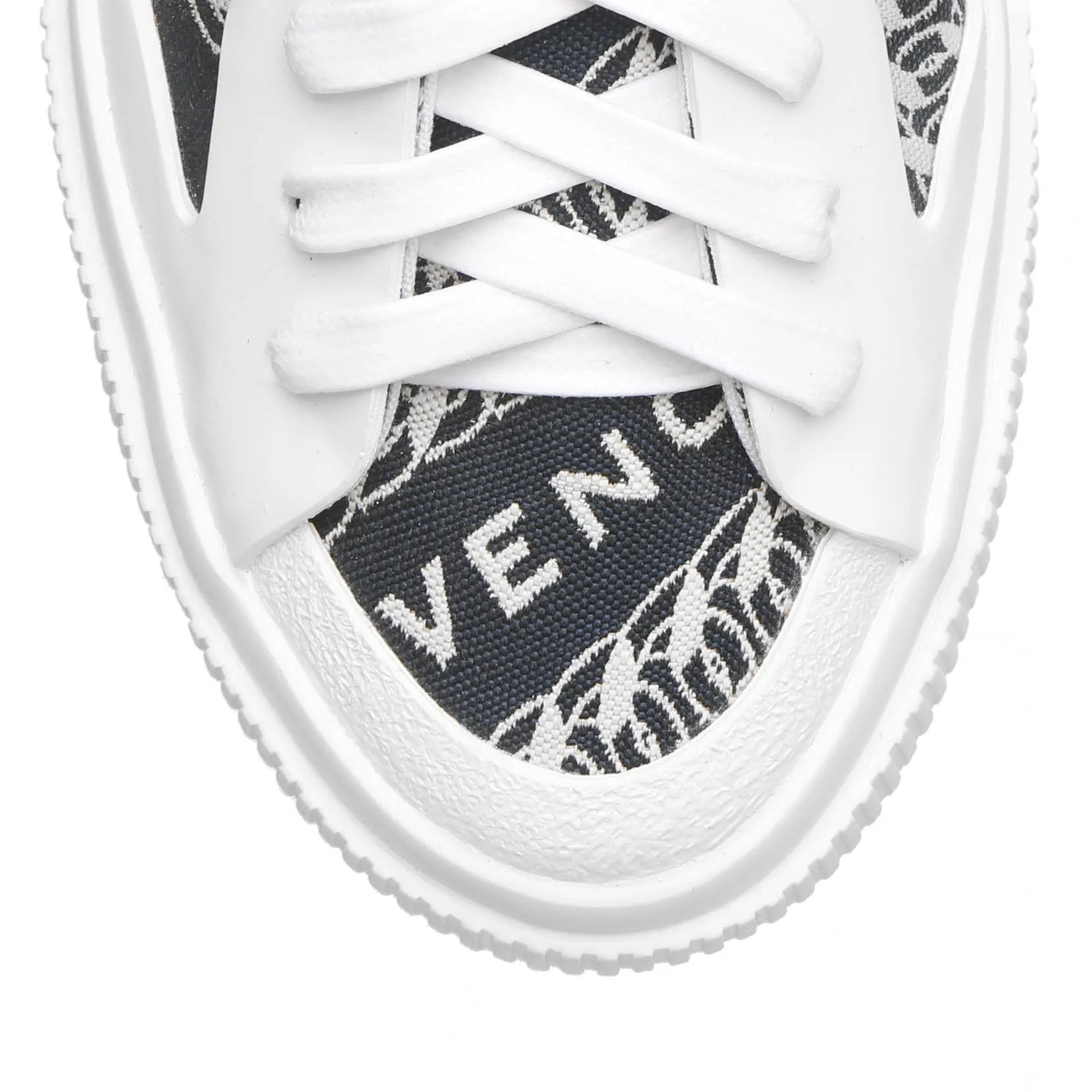 Tennis light sneakers