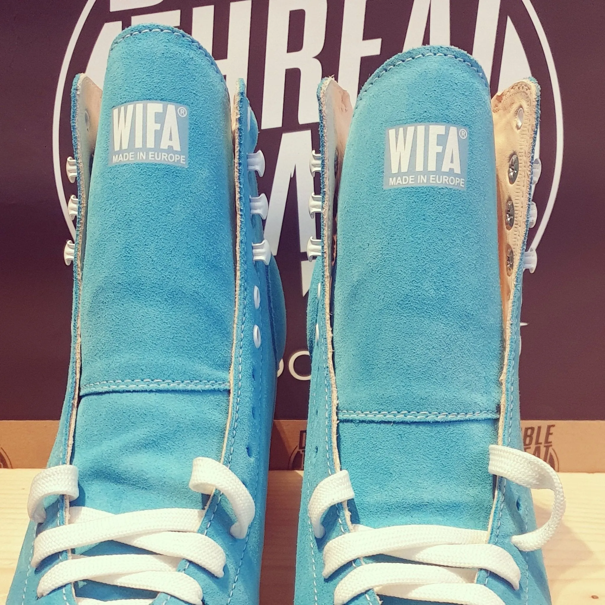 Wifa Street Suede   Hornet Nylon Plates FULL SKATE PACKAGE